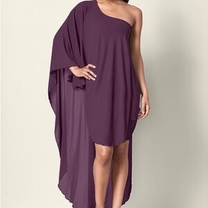 Hi-low chiffon one shoulder dress w/cape